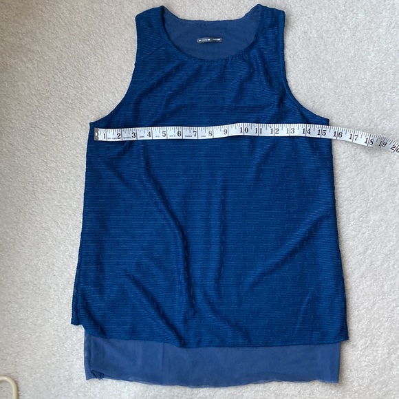 Oiselle Rabbit tank - Picture 5 of 7